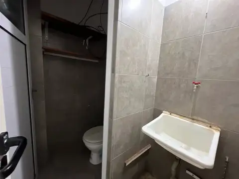 Local en Alquiler en Moreno, $ 900.000