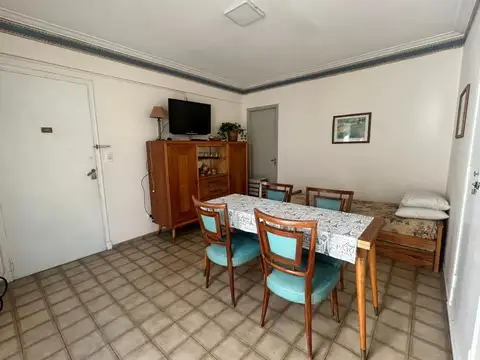 Departamento 2 amb. en venta en Centro con balcon