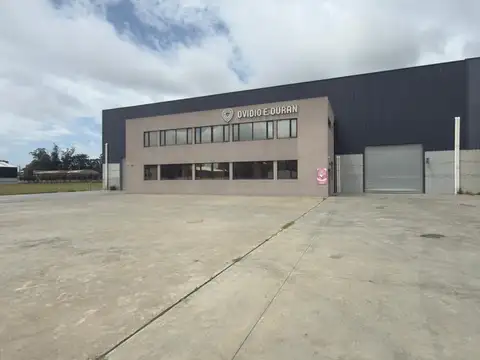 Galpon a estrenar en Venta