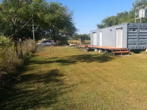 Lote c/container terminado, venta 1 dormt. roldán
