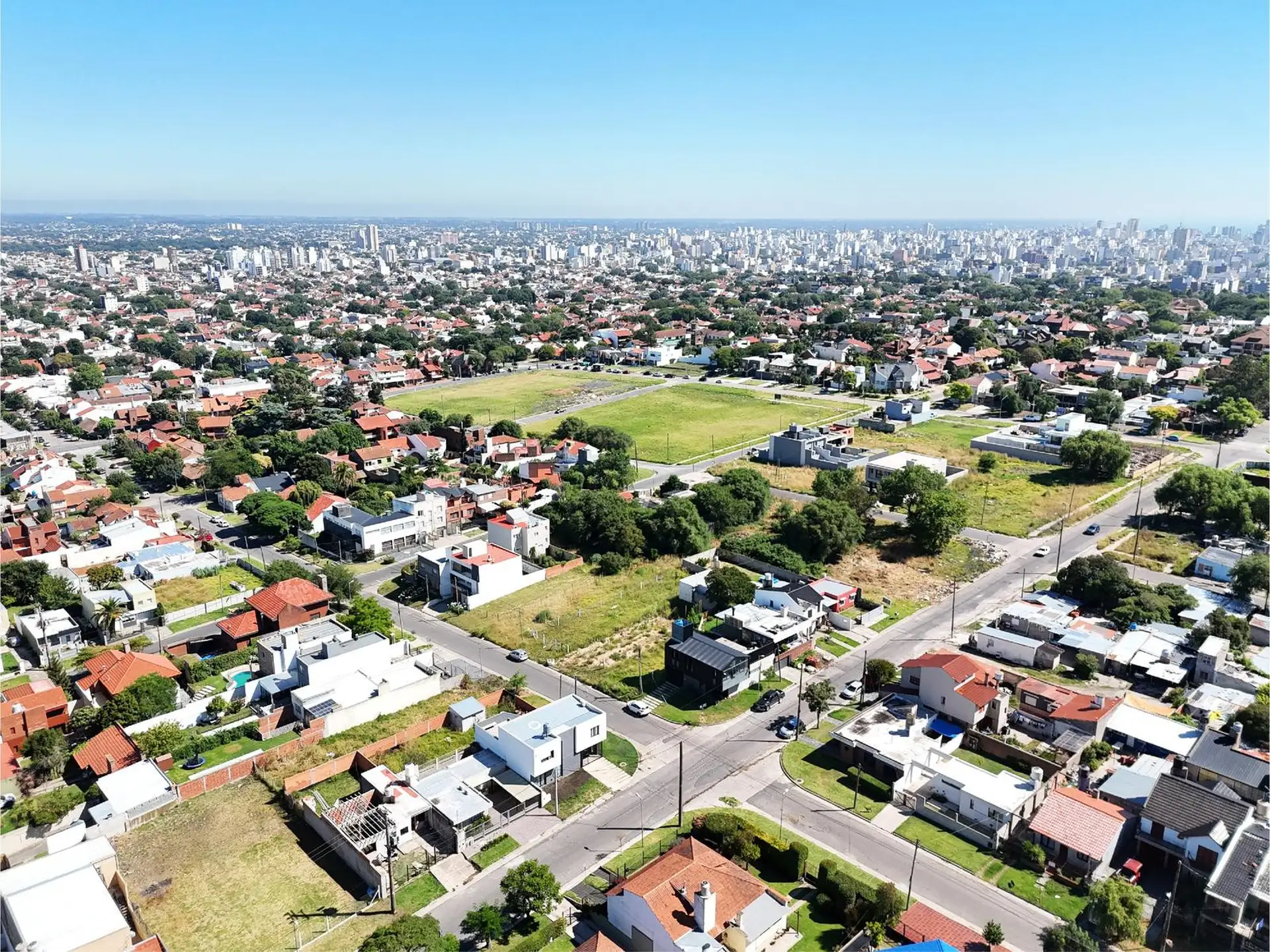 Terreno en el tradicional barrio San Carlos