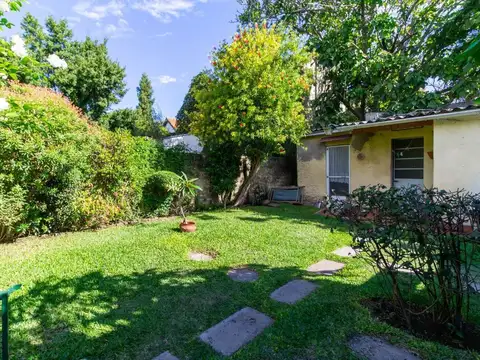 Esteban Echeverria 400