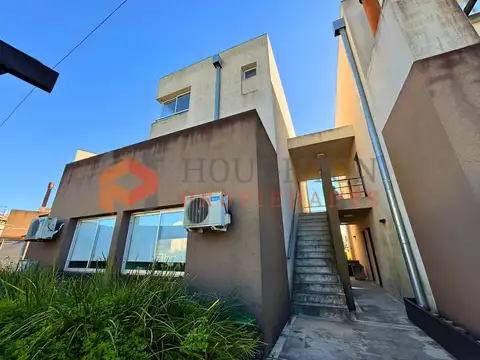 Av. del Golf al 1500, Laguna del Sendero, Sendero, Nordelta