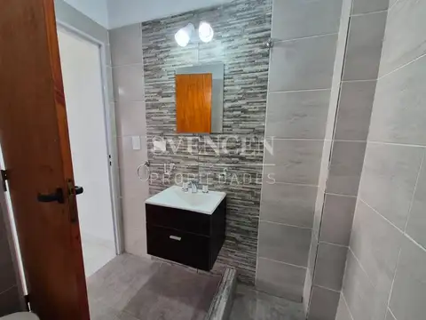 Departamento en Alquiler con 1 cochera