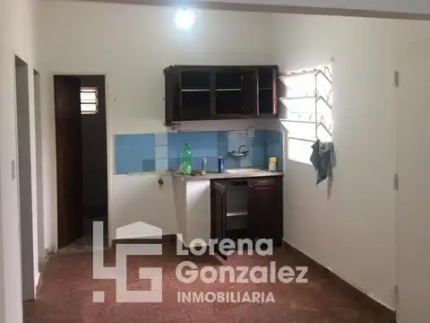 Casa 3 ambientes con 1 baño