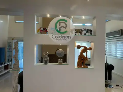 Casa en Alquiler en San Patricio, USD 2.500