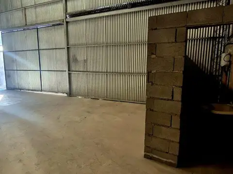 Galpon en Venta en La Calera, USD 145.000