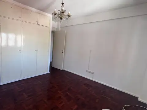 VENTA DEPARTAMENTO 2 DORMITORIOS + COMODIN CENTRO