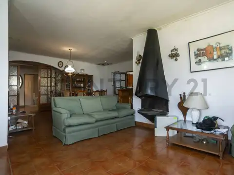 Casa en Venta en Villa Elisa, USD 169.000