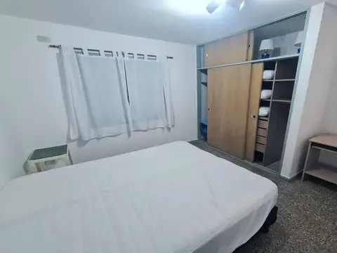 OPORTUNIDAD! EXC. PH 2 PLANTAS PEATONAL DE HAEDO,DIVIDIDO EN 2 DEPTOS DE 2AMB + 1 MONO. APTO CREDITO