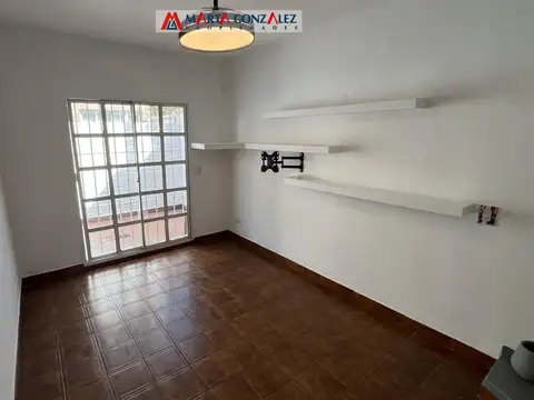 Depto Tipo Casa en Alquiler de 1 dormitorio
