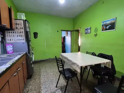 Casa 3 ambientes con 1 baño