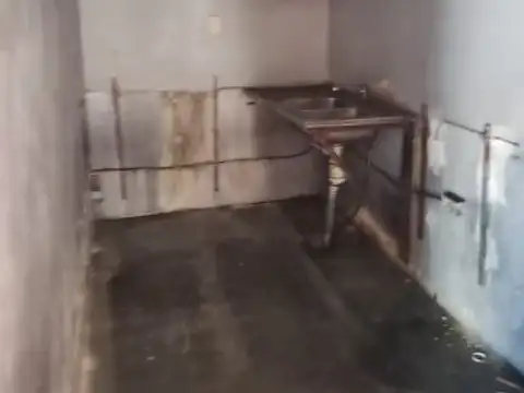 Local en Venta 76 años