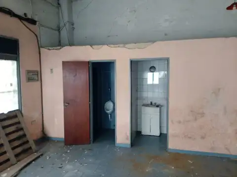 LOCAL CON VIVIENDA