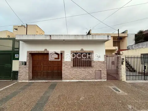 Casa 4 ambientes en venta Villa Ballester