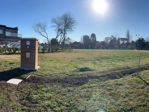 Terreno en Venta en Pilar Del Este, USD 32.000
