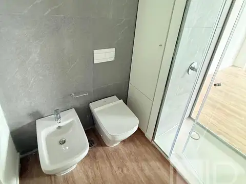 Departamento en Alquiler con 1 cochera