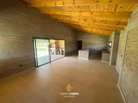 Casa 4 ambientes con 1 baño