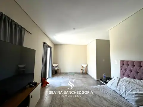 Departamento en Alquiler con 2 cocheras