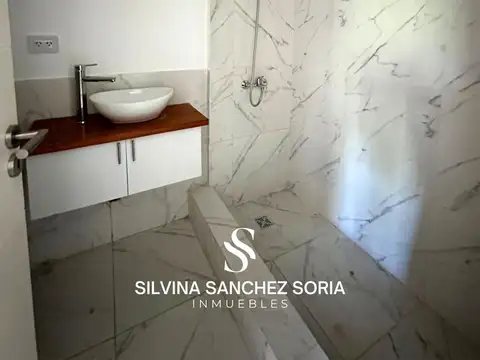 Departamento 4 ambientes con 2 baños