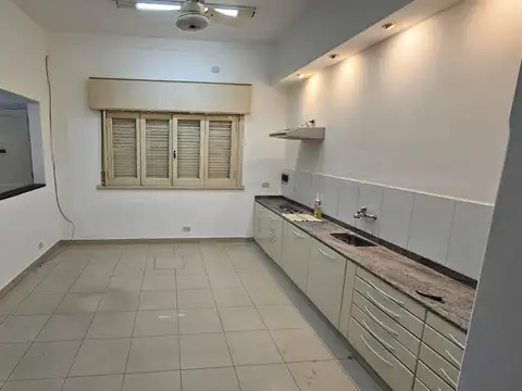 Depto Tipo Casa en Alquiler de 2 ambientes