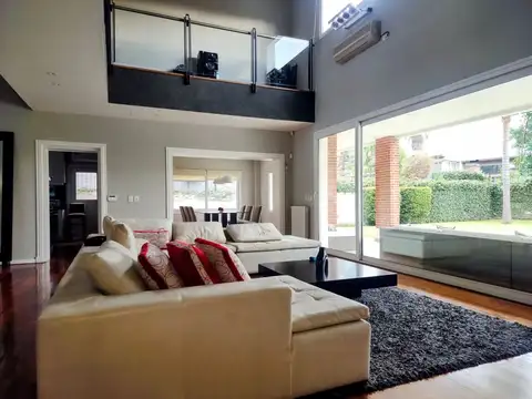 Casa en Venta al Noroeste