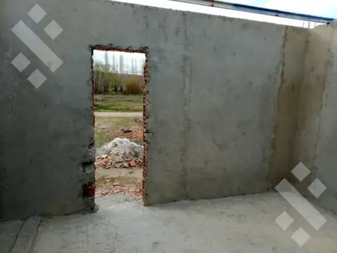 Casa en Venta en Plottier, USD 70.000