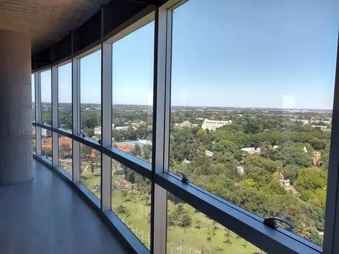 Oficina en Alquiler con 1 cochera