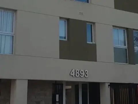 Dúplex 2 ambientes zona Nueva Pompeya