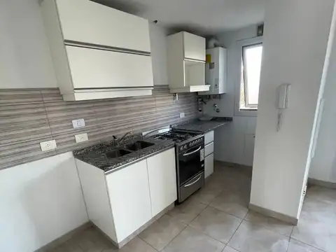 EXCELENTE DEPARTAMENTO 2 AMBIENTES