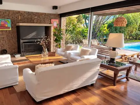 Casa en Alquiler de 4 dormitorios
