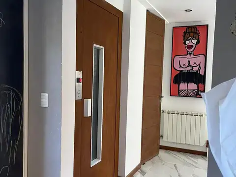 Casa 6 ambientes con 3 baños