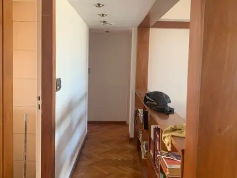 Semipiso con vista al río en excelente ubicación – Rosario