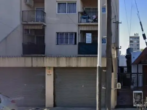 Cochera en Caseros