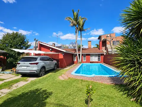 Casa en venta – Barrio Las Lomas, Escobar- Amplia, renovada y con pileta-