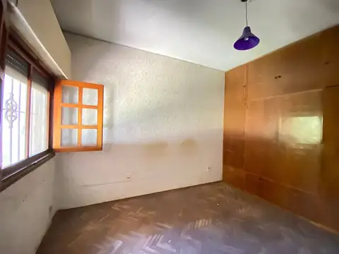 Casa en Venta con 5 cocheras