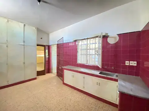 VENTA CASA 2 DORMITORIOS GRAN GARAJE. LA TEJA