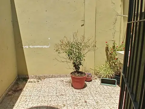 Depto Tipo Casa en Venta 45 años