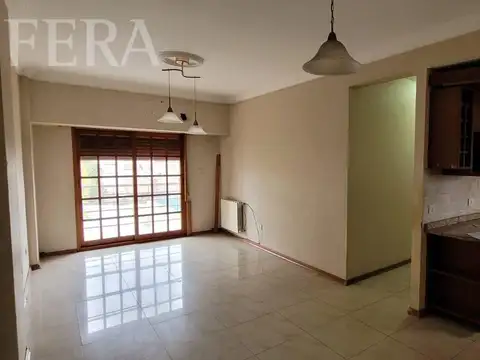 Venta departamento de 3 ambientes con balcón en Wilde