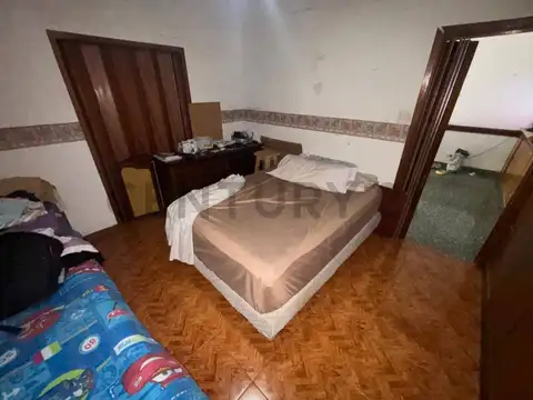 VENTA CASA 4 AMBIENTES EN VENTA EN POLVORINES – EXCELENTE UBICACIÓN SOBRE ZONA COMERCIAL
