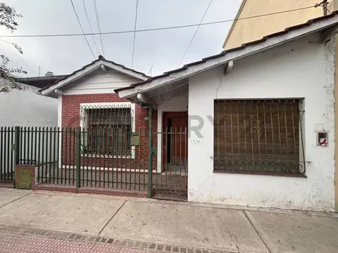 VENTA CASA 4 AMBIENTES EN VENTA EN POLVORINES – EXCELENTE UBICACIÓN SOBRE ZONA COMERCIAL