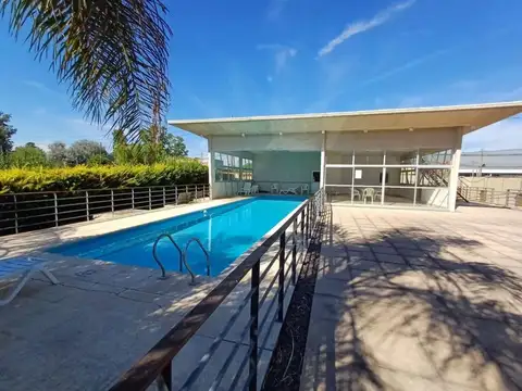 Oficina 4 ambientes con 2 baños