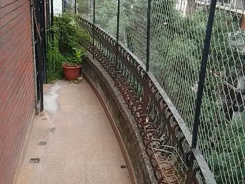 PARRALES 100, Piso 6