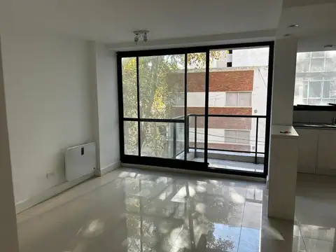 2 amb SEMIPISO con BALCÓN