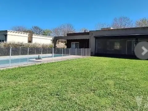 Casa en Venta con 7 cocheras
