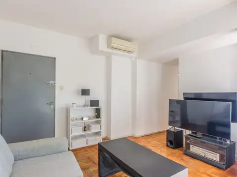 Departamento en Venta en Villa del Parque, USD 78.000