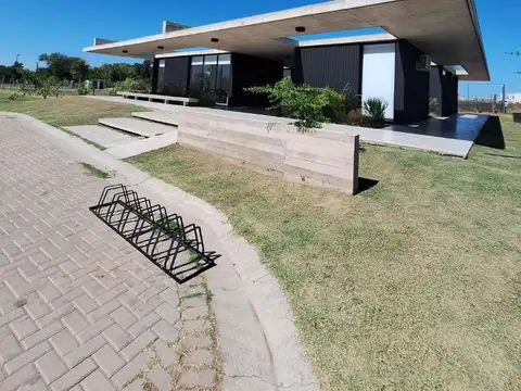 Lote En Venta Barrio Village Joven