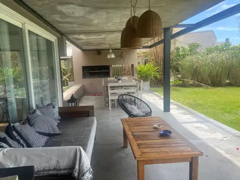 Casa en Alquiler Temporal de 5 dormitorios