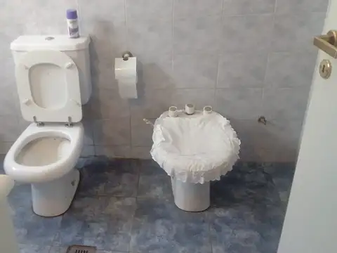 Depto Tipo Casa en Venta 50 años