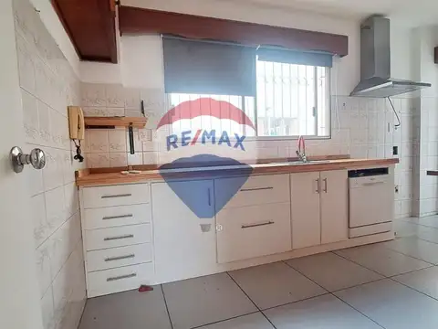 Departamento 5 ambientes con 1 baño